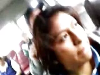 lezzetli olgun pırnolar bir yuvarlak ganimet ile sarışın