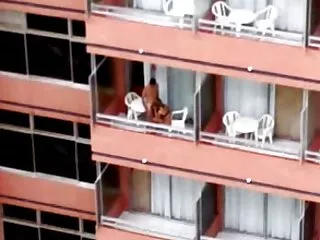 Sarışın Ev Kadını Jane Wilson Aldatılan Kocasının Yanında Siyah Bir Boğa Biniyor olgun konulu porn